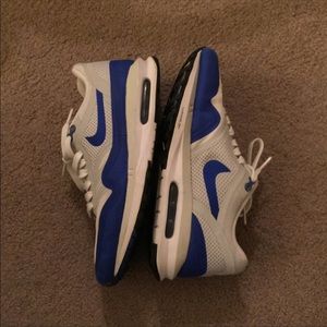 Women’s Nike air max